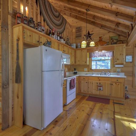 Knotty Pines Pet-Friendly Gas Fireplace Plus A Firepit Cherry Log Eksteriør bilde